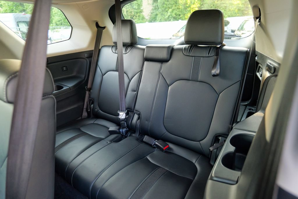 Used 2025 Honda Pilot EX-L image 30