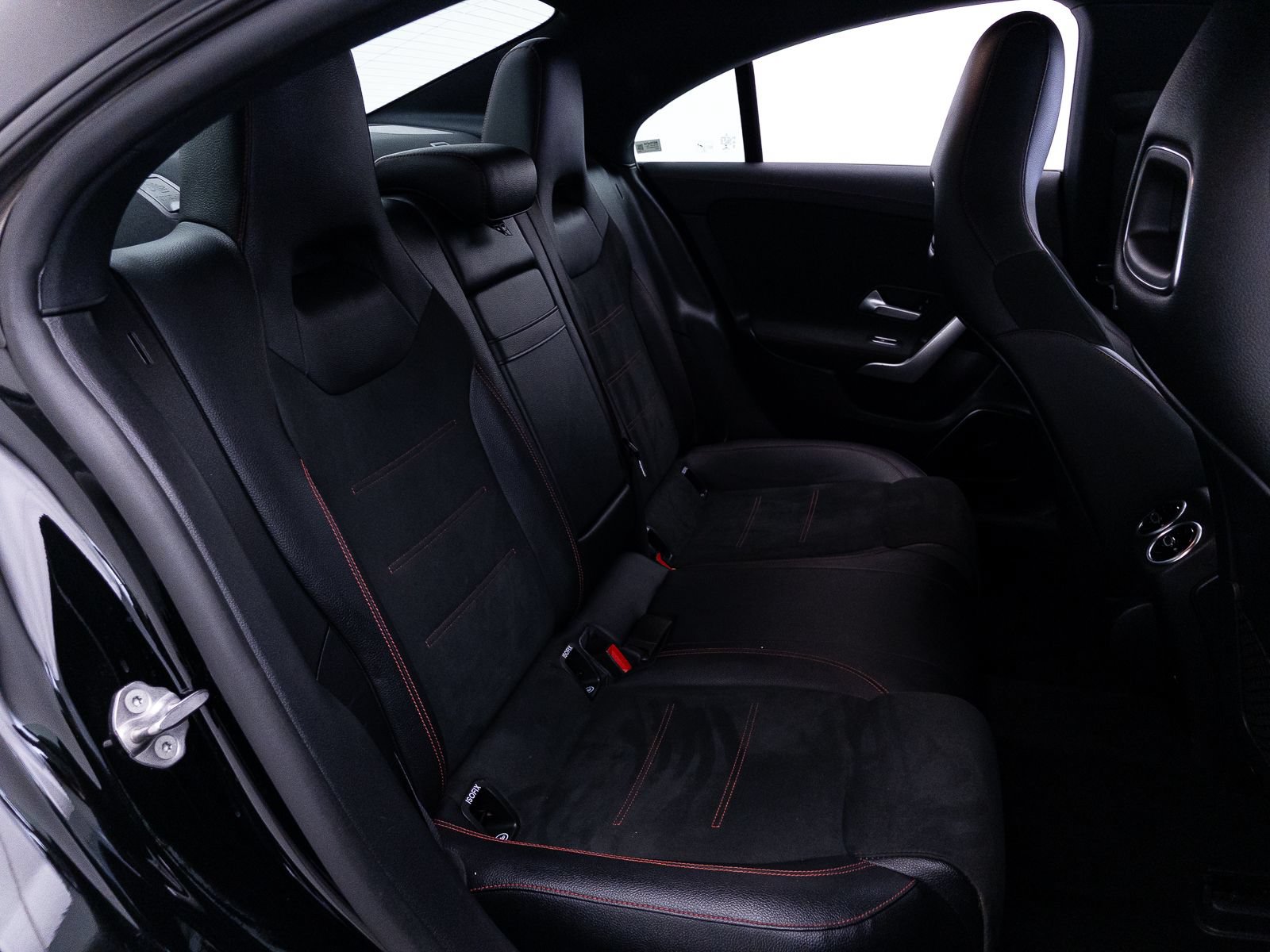 Used 2021 Mercedes-Benz CLA 35 AMG 4MATIC image 43