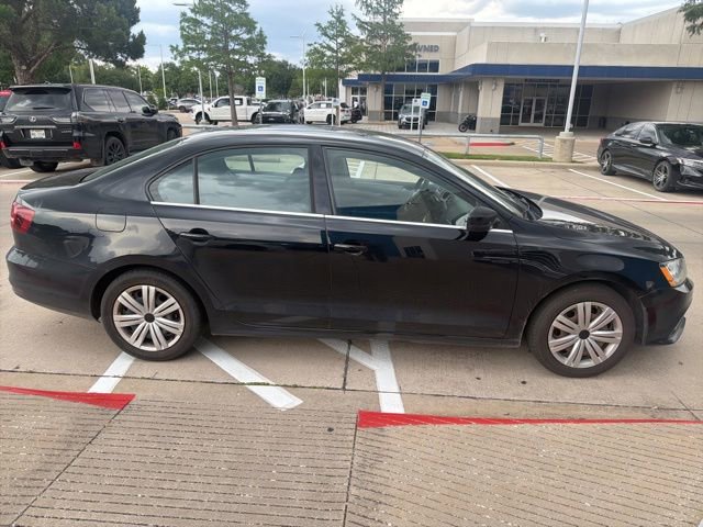 Used 2017 Volkswagen Jetta S FWD image 4