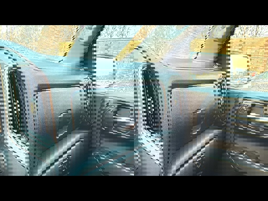 Used 2020 Chevrolet Silverado 1500 W/T w/ WT Value Package image 17