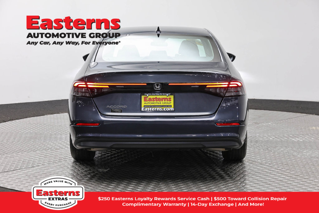 Used 2023 Honda Accord EX image 7