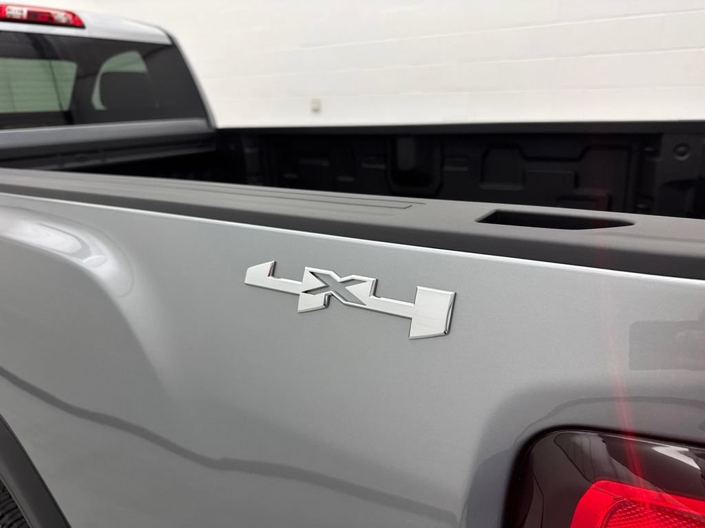 New 2026 GMC Sierra 3500 SLE AWD/4WD image 10