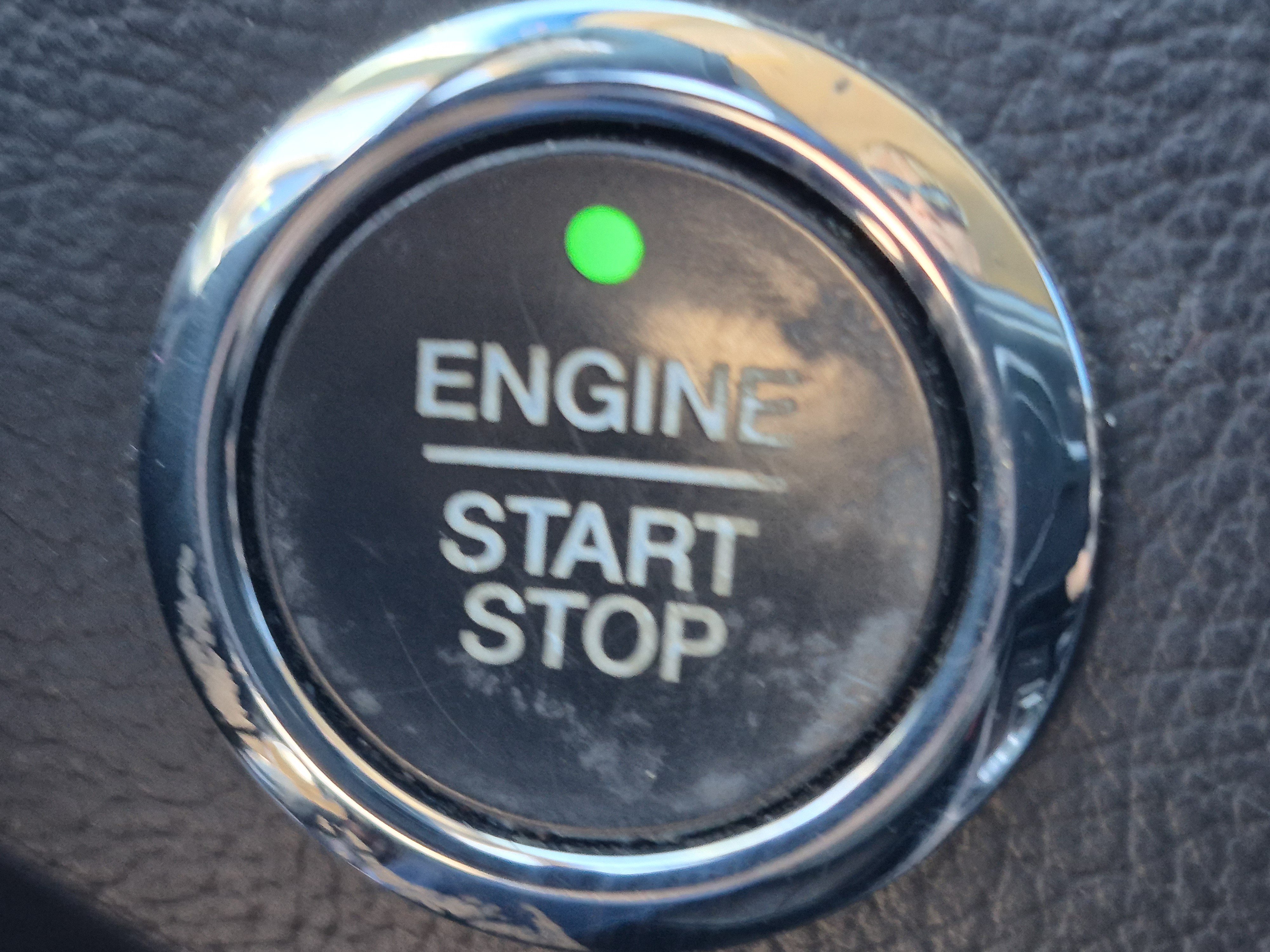 Used 2019 Ford Edge SEL w/ Equipment Group 201A AWD/4WD image 31