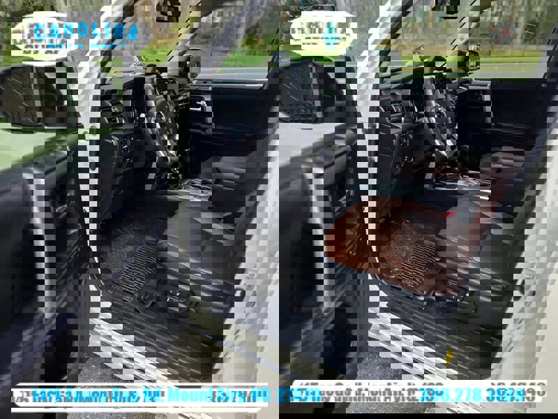 Used 2023 Toyota 4Runner Limited image 5