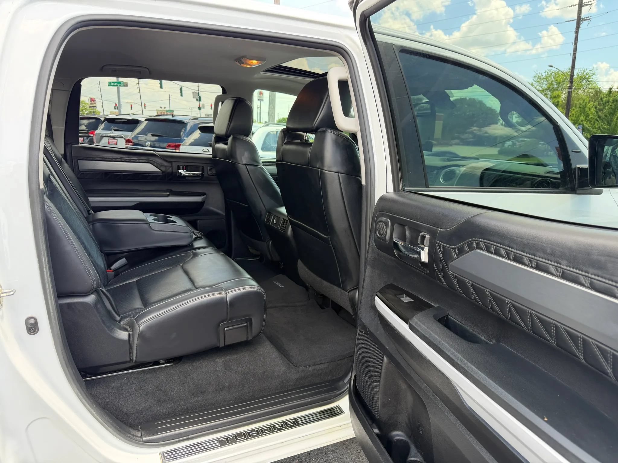 Used 2019 Toyota Tundra Platinum AWD/4WD image 24