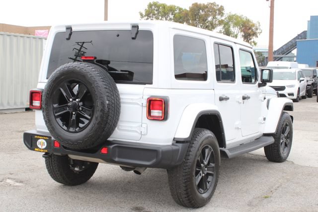 Used 2022 Jeep Wrangler Unlimited Sahara AWD/4WD image 5