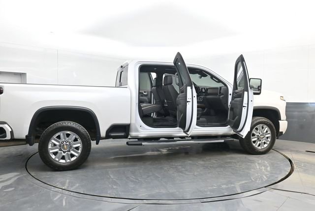 Used 2025 Chevrolet Silverado 2500 High Country w/ Technology Package AWD/4WD image 52