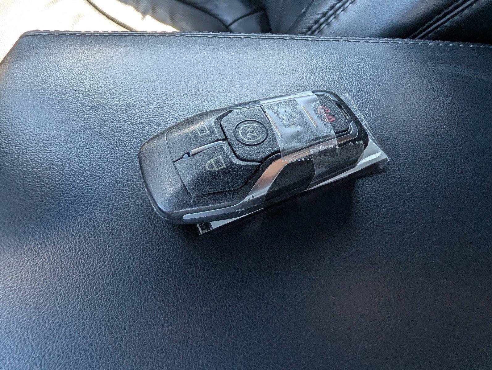 Used 2016 Lincoln MKX Reserve w/ Climate Package AWD/4WD image 13