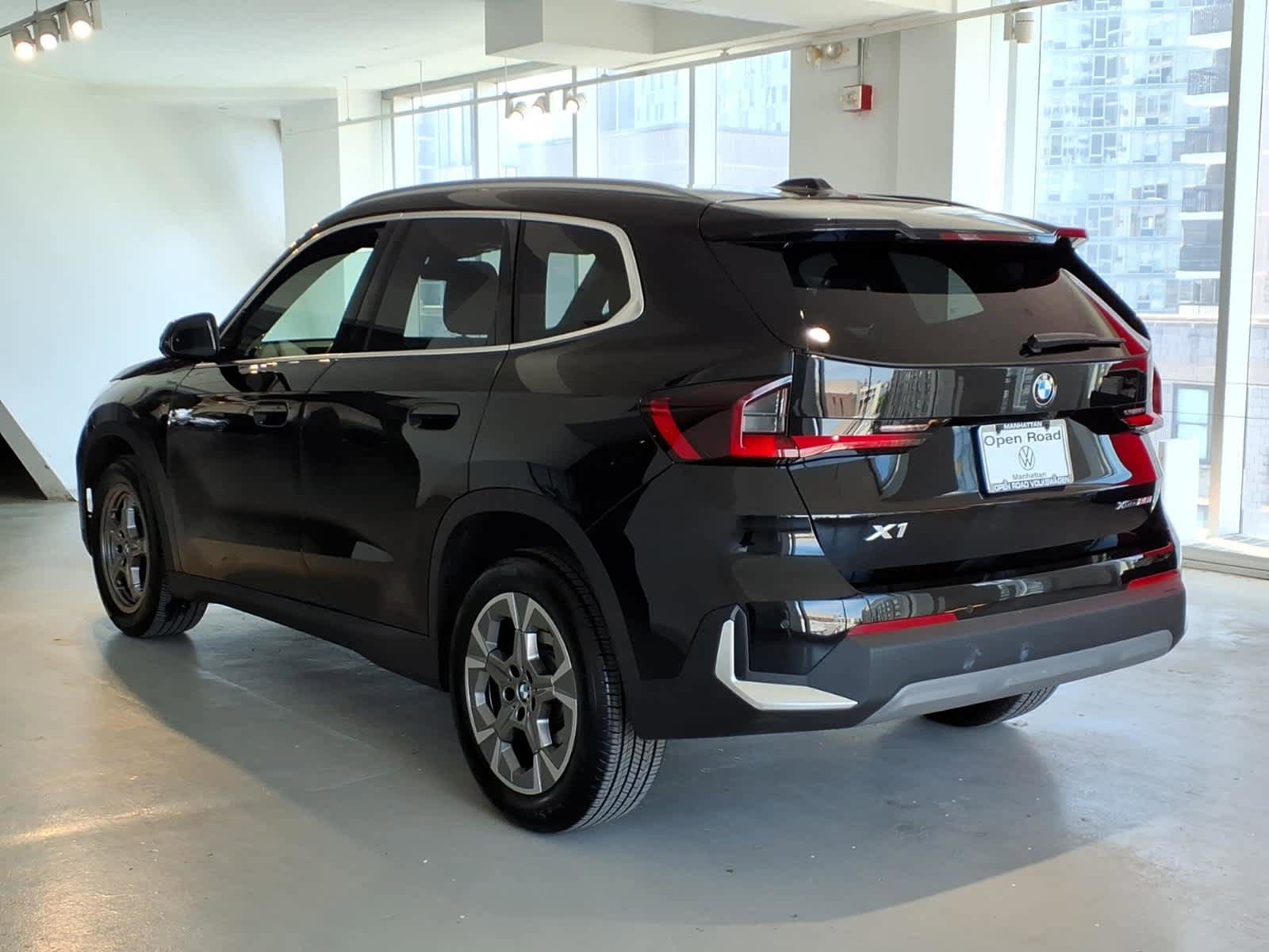 Used 2023 BMW X1 xDrive28i w/ Convenience Package AWD/4WD image 6