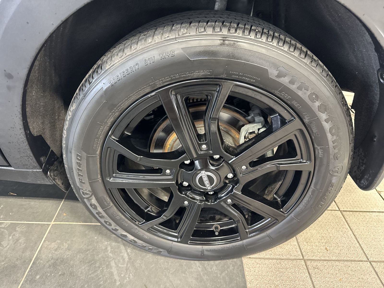 Used 2023 Nissan Kicks SR w/ SR Premium Package image 12