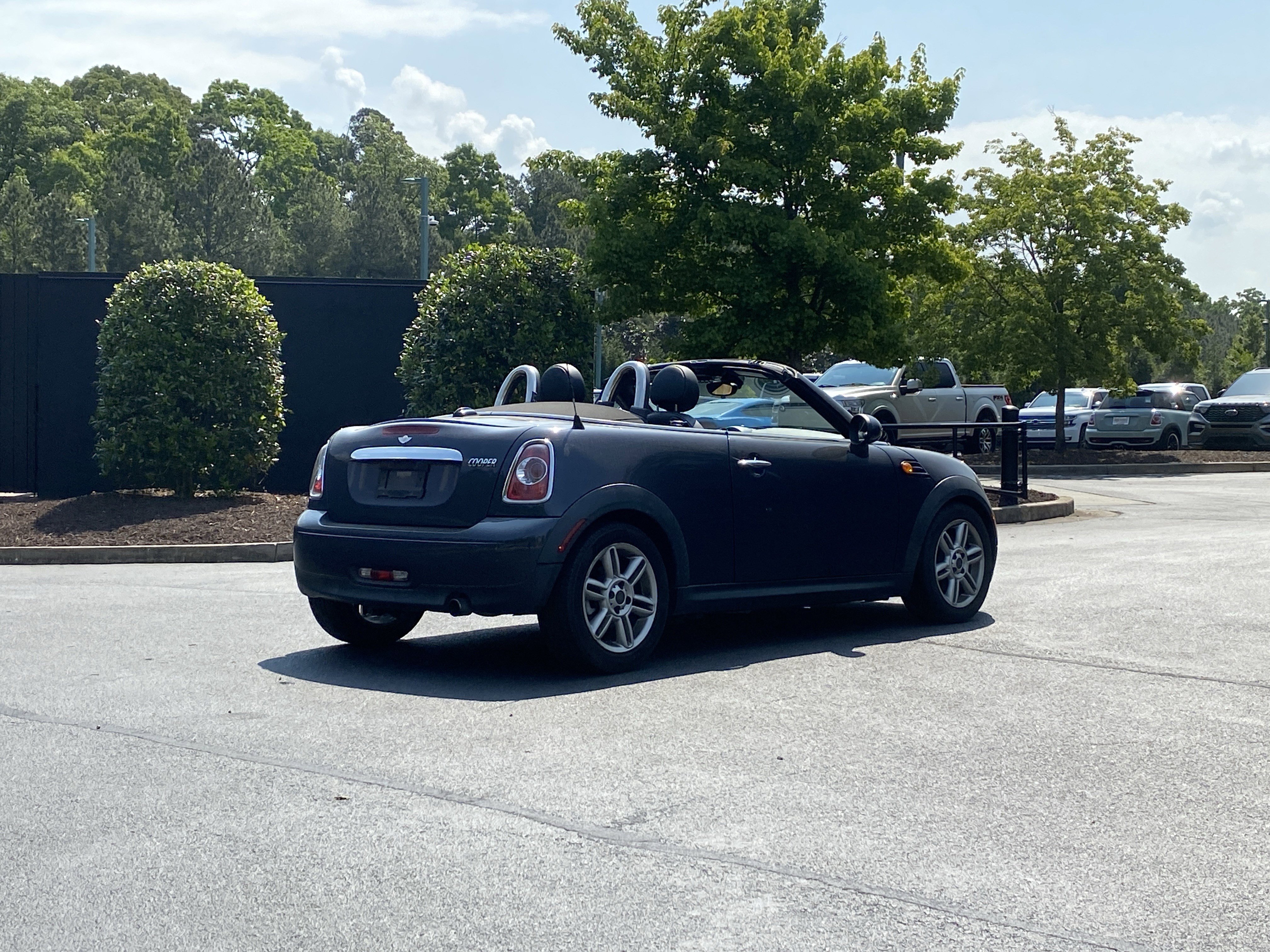 Used 2013 MINI Cooper Roadster FWD image 3