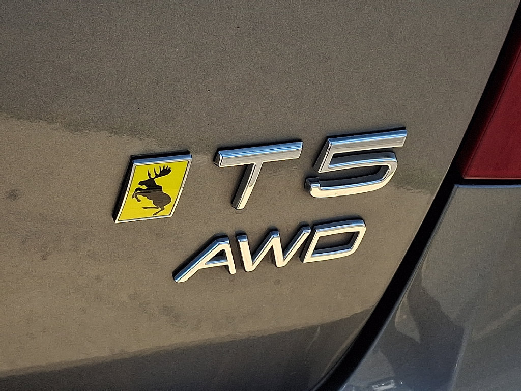 Used 2017 Volvo S60 T5 Cross Country Platinum AWD/4WD image 30