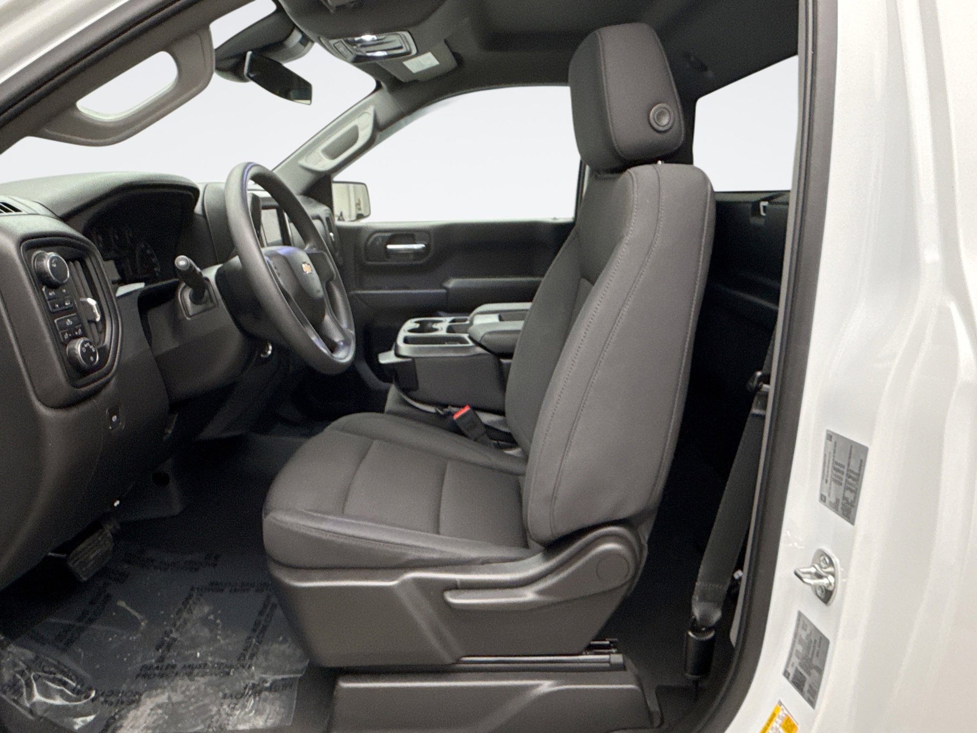 Used 2025 Chevrolet Silverado 1500 W/T image 11