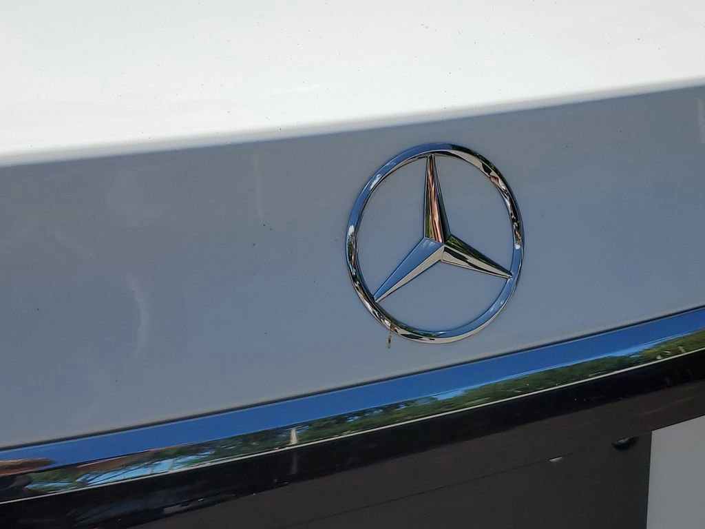Used 2025 Mercedes-Benz E 350 4MATIC Sedan image 31