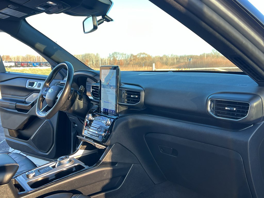 Used 2021 Ford Explorer ST w/ ST Street Pack image 29