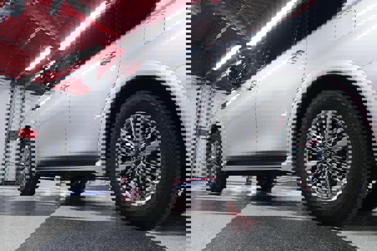 Used 2019 INFINITI QX80 Luxe w/ Proassist Package image 47