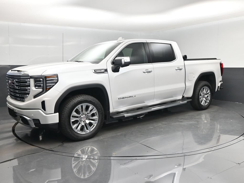 Used 2025 GMC Sierra 1500 Denali w/ Technology Package AWD/4WD image 22