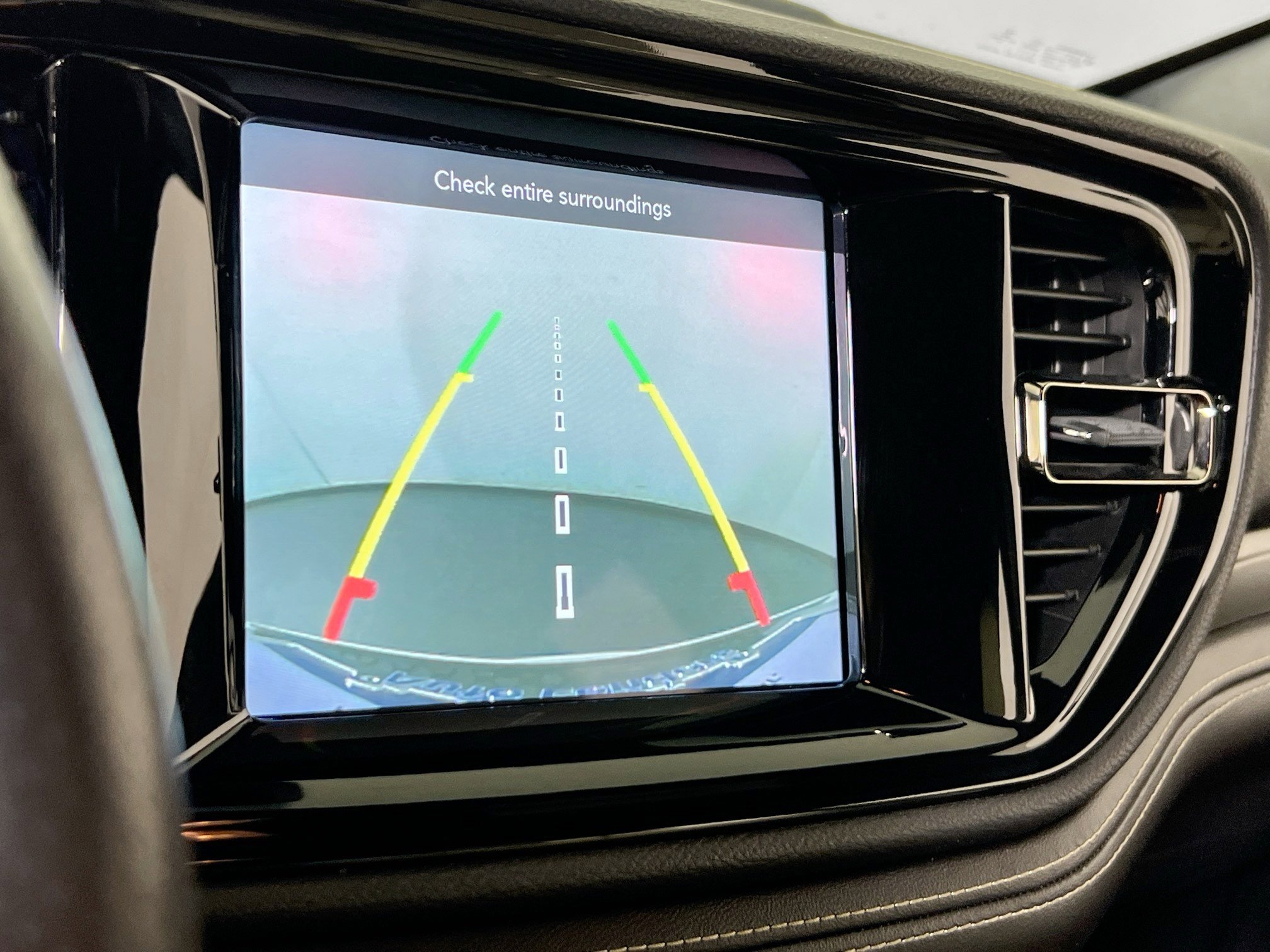 Used 2022 Dodge Durango GT image 13