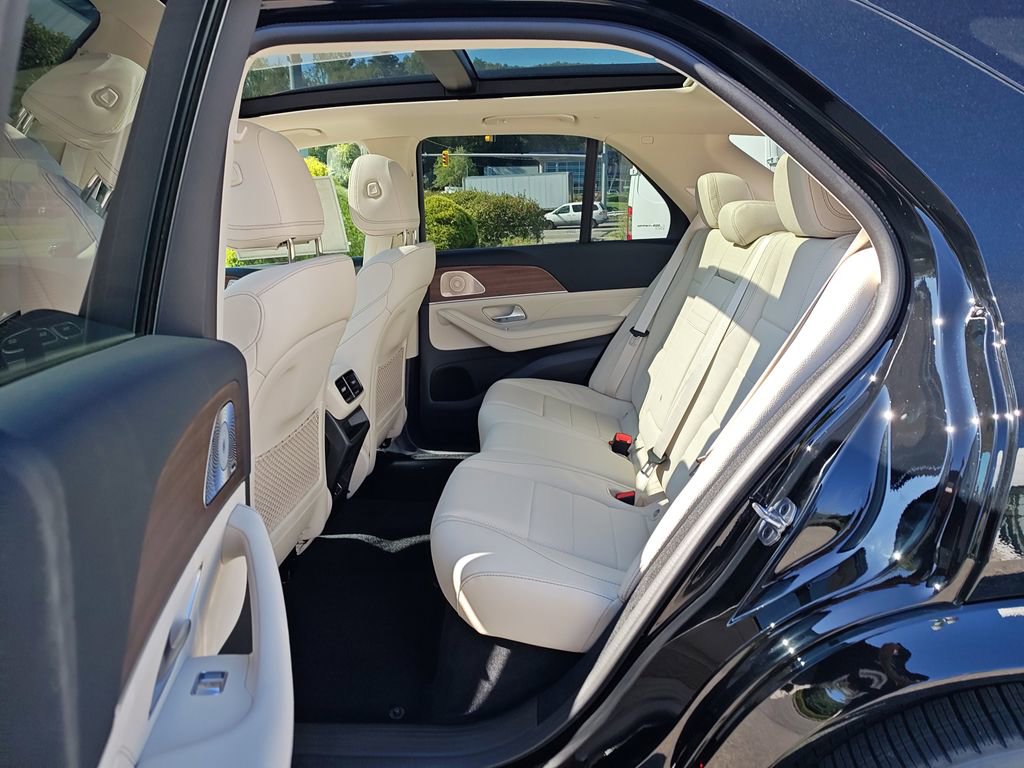 New 2026 Mercedes-Benz GLE 450 4MATIC image 11