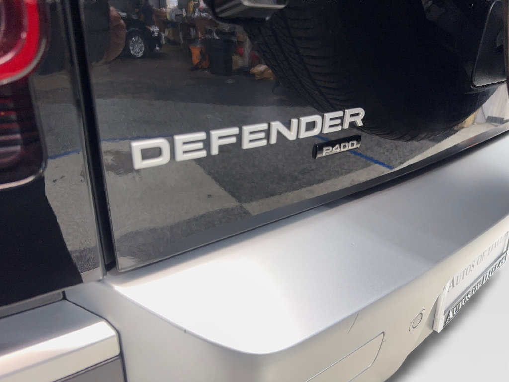 Used 2023 Land Rover Defender 110 SE AWD/4WD image 23
