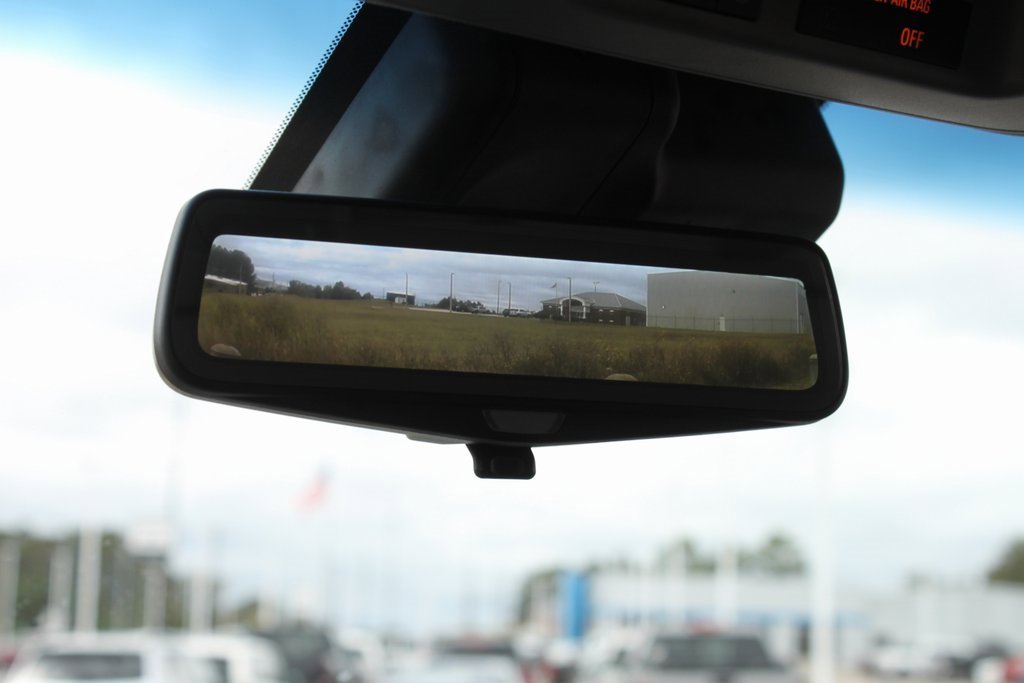 Used 2017 Cadillac Escalade ESV Luxury image 18