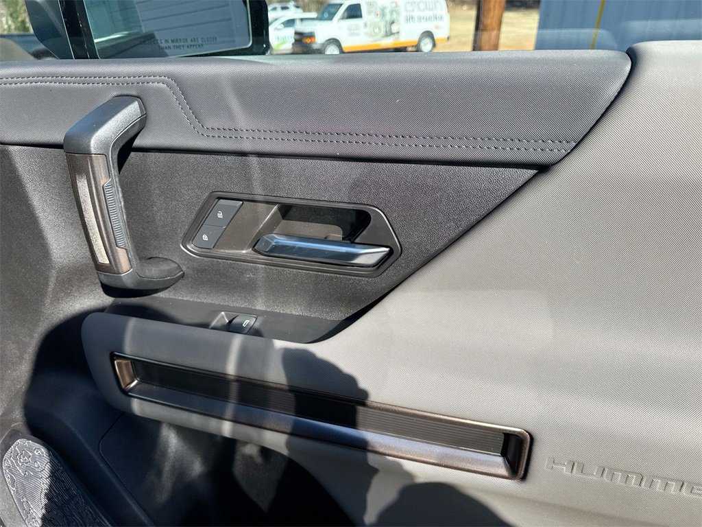 Used 2024 GMC Hummer EV 3X image 32