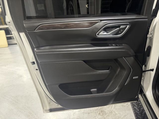 Used 2024 Chevrolet Suburban Z71 w/ Z71 Off-Road Package image 29