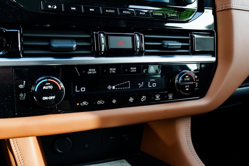 New 2025 Nissan Pathfinder Platinum image 15