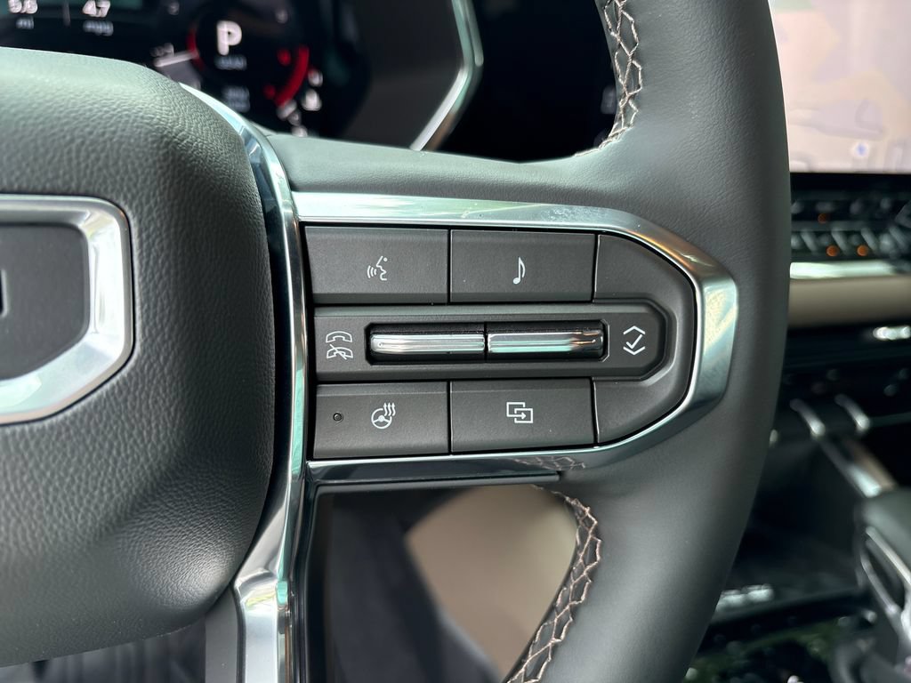 New 2026 GMC Canyon Denali AWD/4WD image 17