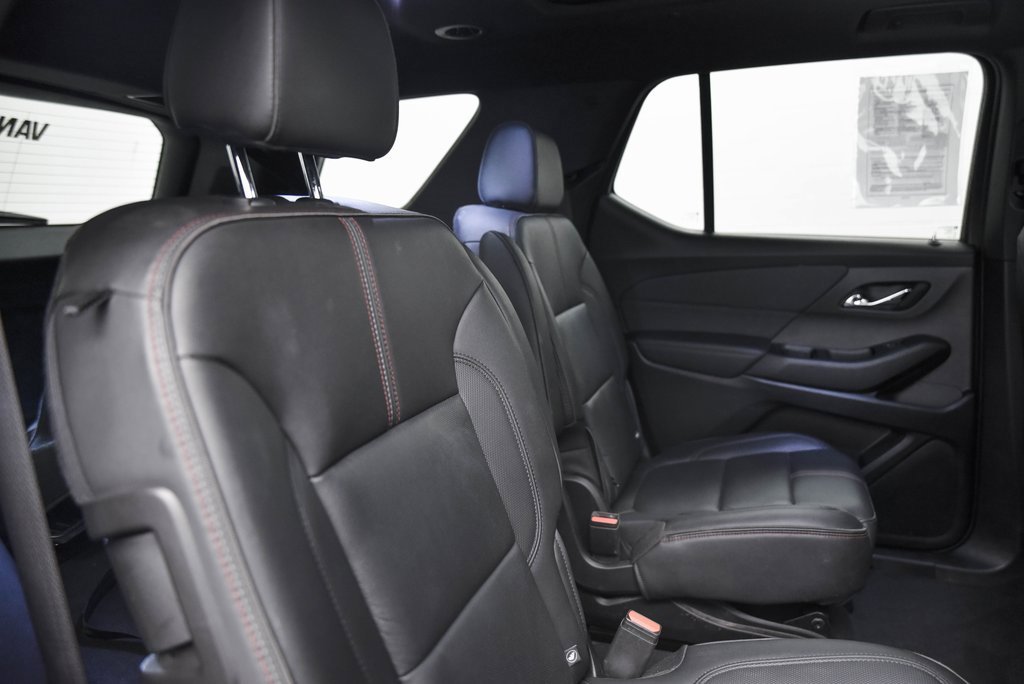 Used 2023 Chevrolet Traverse RS image 14