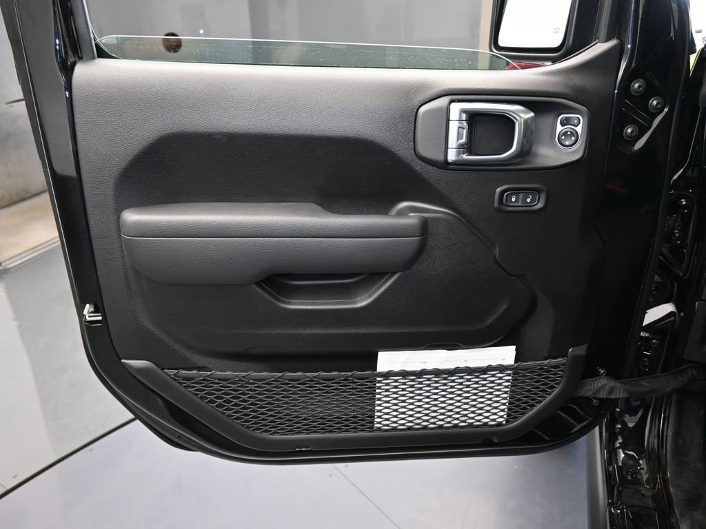 New 2026 Jeep Gladiator Willys image 12