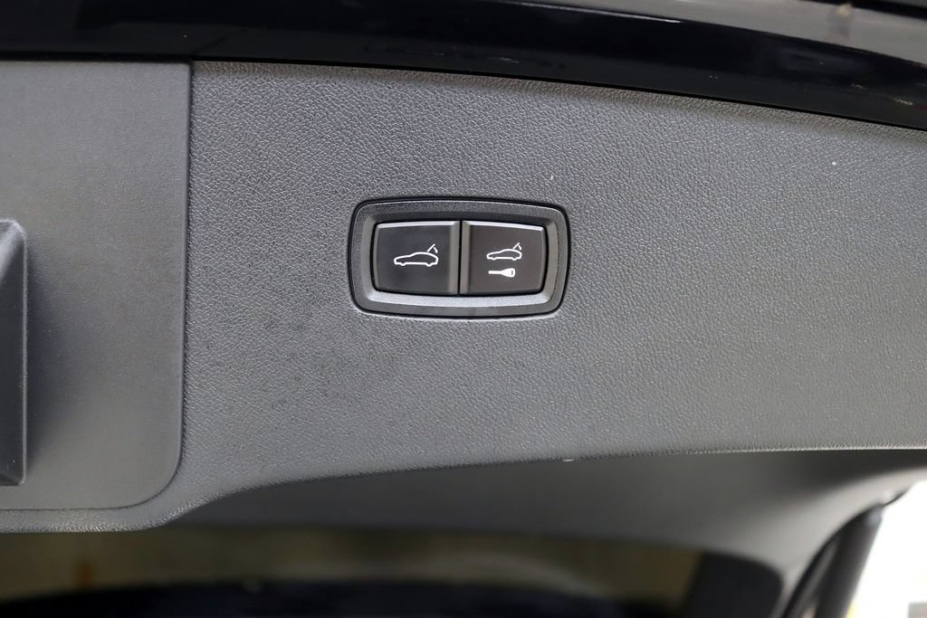 Used 2022 Porsche Cayenne S AWD/4WD image 41