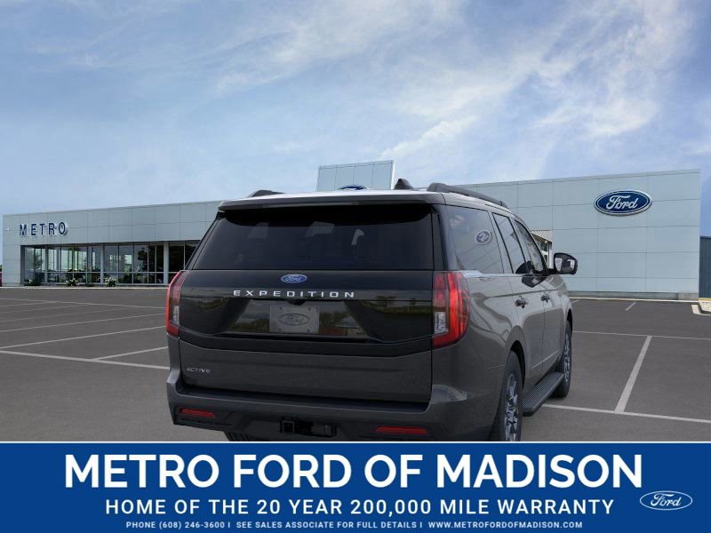 New 2025 Ford Expedition Active image 9