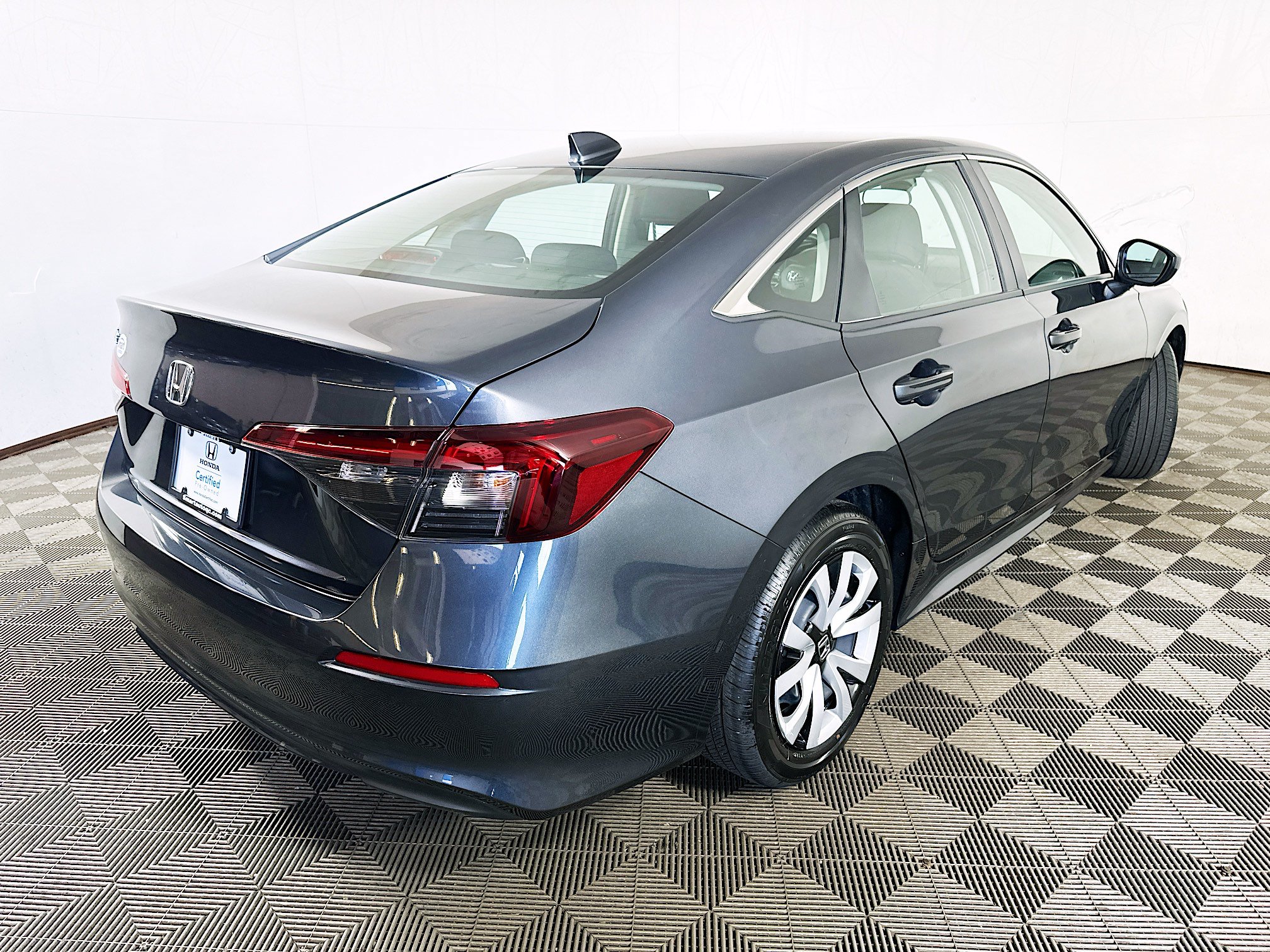 Used 2025 Honda Civic LX image 7