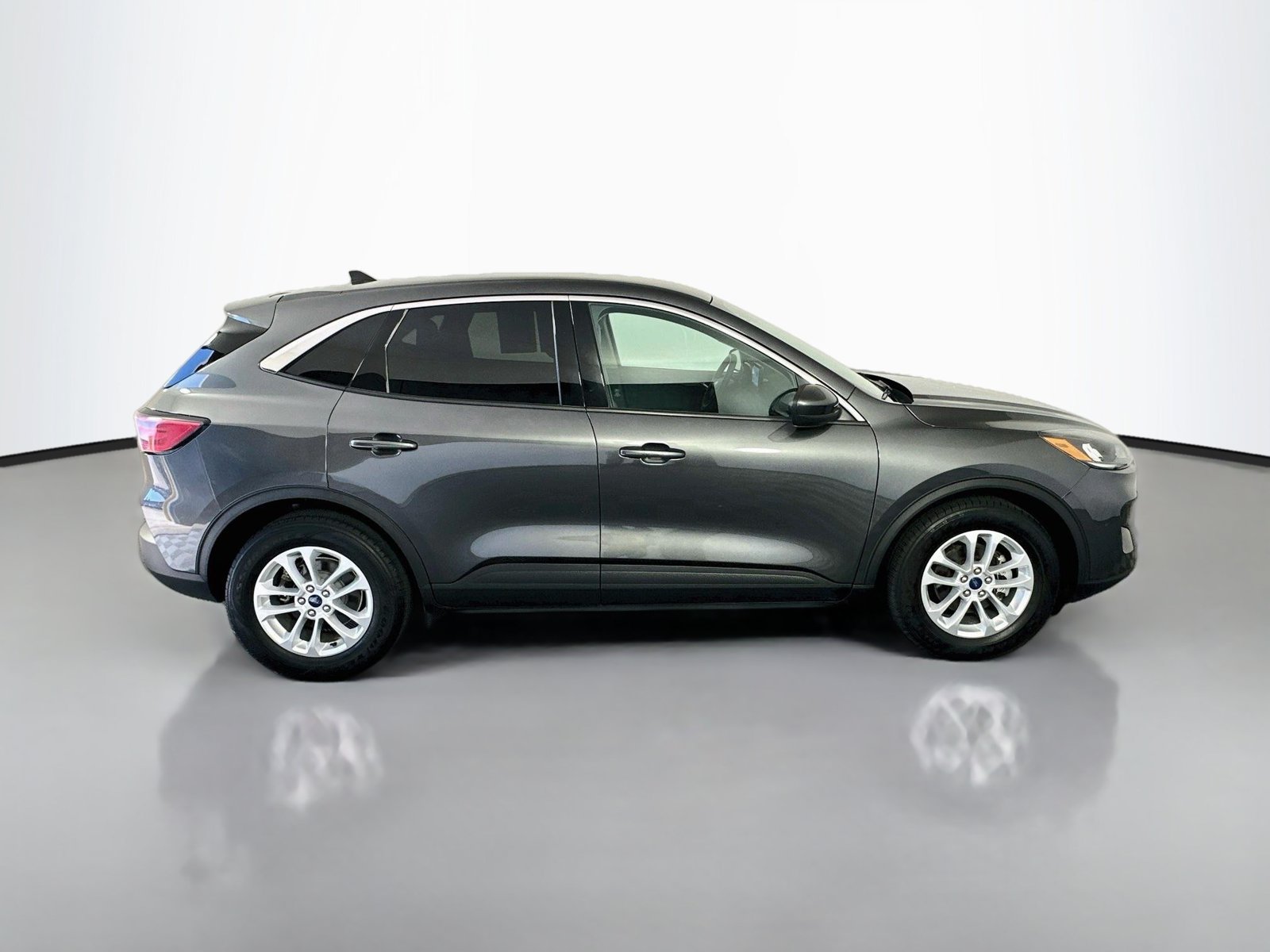 Used 2020 Ford Escape SE FWD image 8