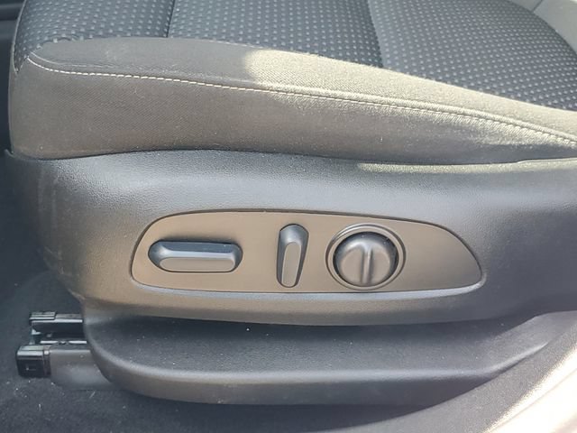 Used 2023 GMC Acadia SLE w/ Driver Convenience Package AWD/4WD image 13