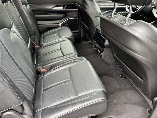 Used 2024 Jeep Wagoneer Series II AWD/4WD image 23