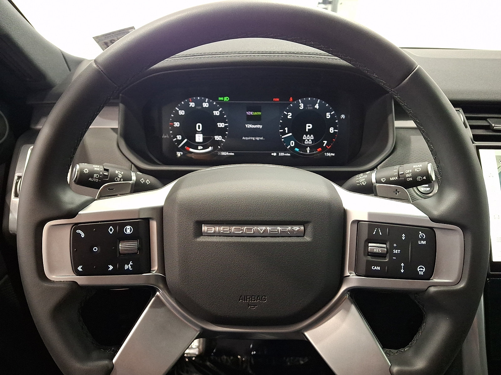 Certified 2025 Land Rover Discovery Dynamic SE AWD/4WD image 20