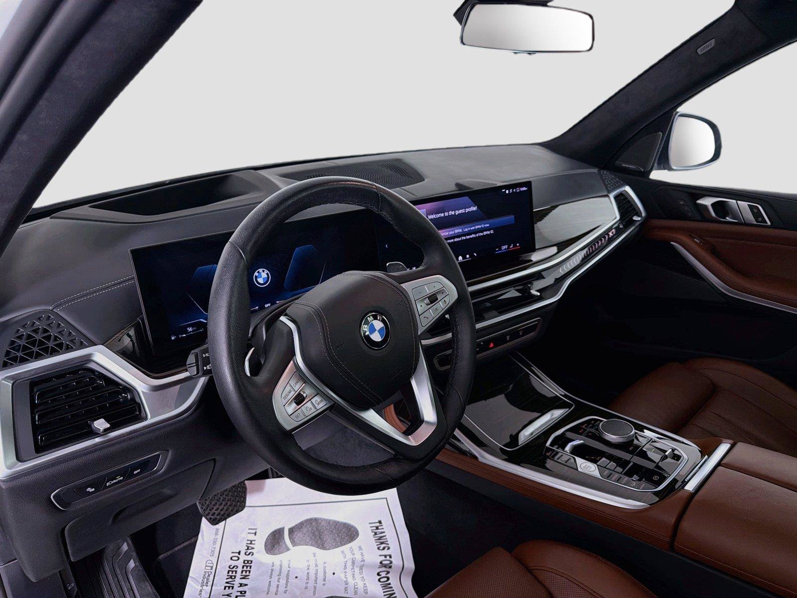 Used 2024 BMW X7 xDrive40i w/ Premium Package AWD/4WD image 9