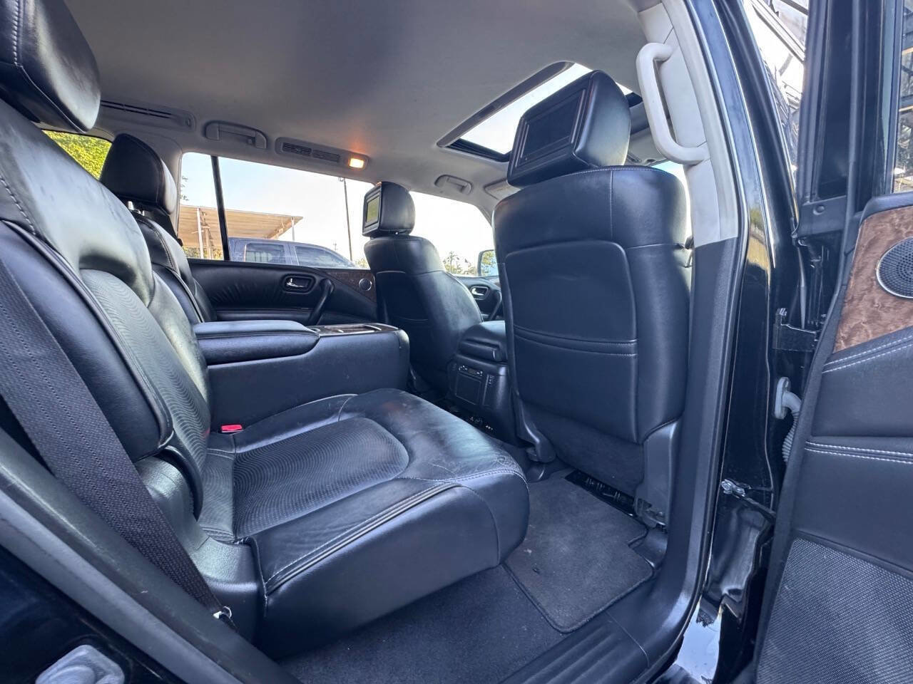 Used 2015 INFINITI QX80 2WD w/ 22" Wheel Package image 22