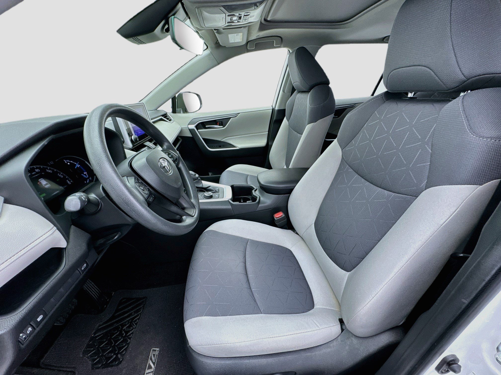 Used 2023 Toyota RAV4 XLE w/ Convenience Package AWD/4WD image 13