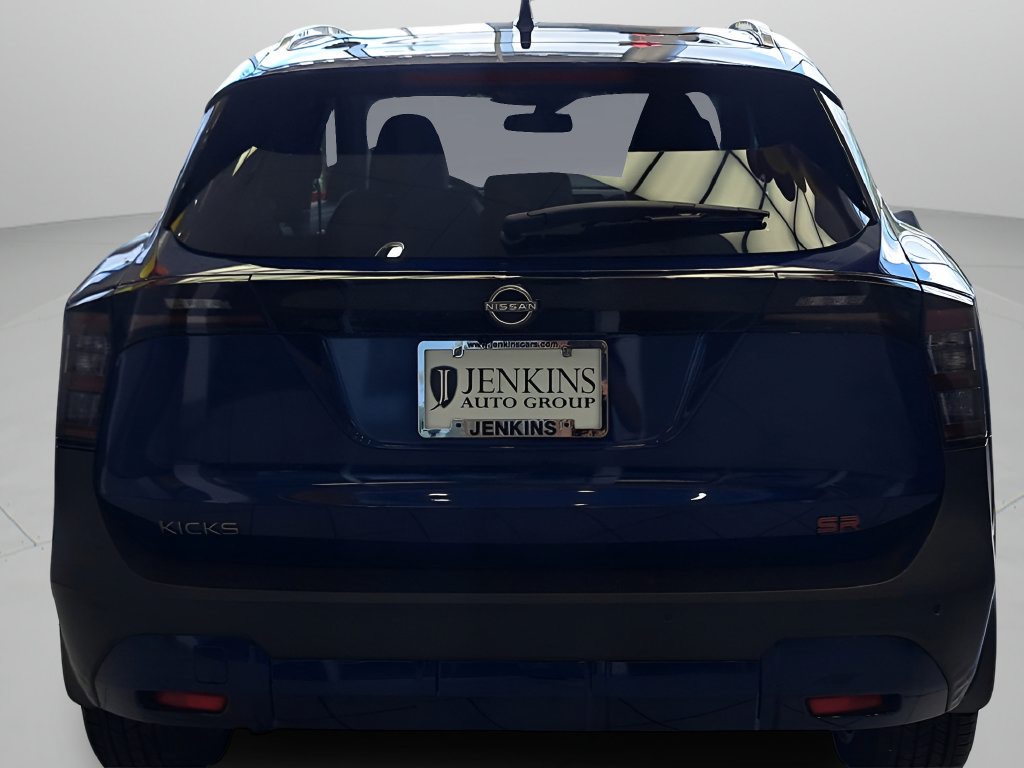 Certified 2025 Nissan Kicks SR FWD image 40
