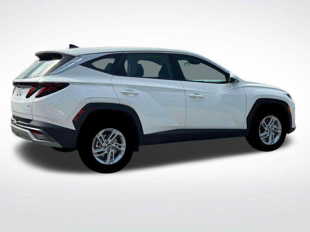 New 2025 Hyundai Tucson SE AWD/4WD image 8