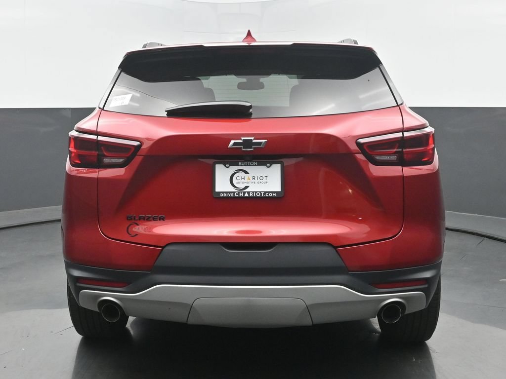 Used 2023 Chevrolet Blazer LT w/ Convenience Package FWD image 5