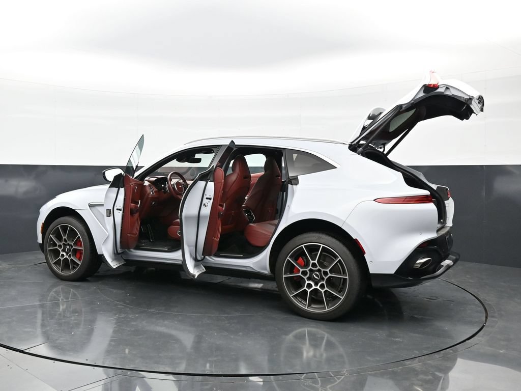 Used 2021 Aston Martin DBX AWD/4WD image 52