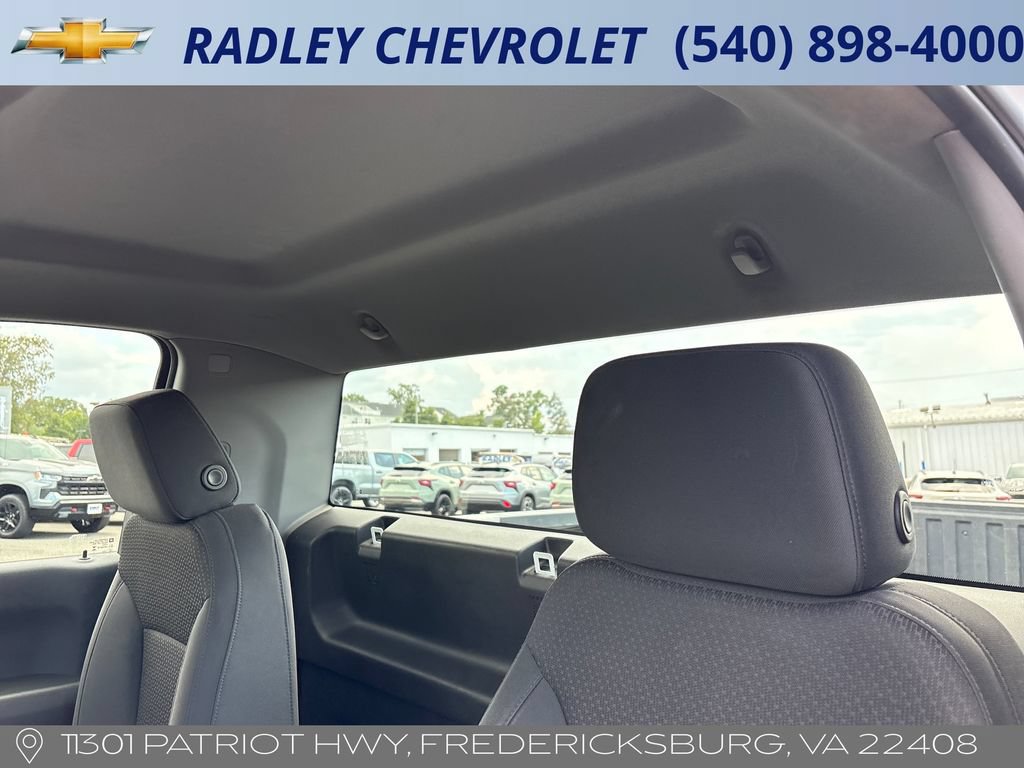 Certified 2025 Chevrolet Silverado 1500 W/T RWD image 2