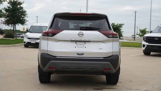 Used 2023 Nissan Rogue SV FWD image 8