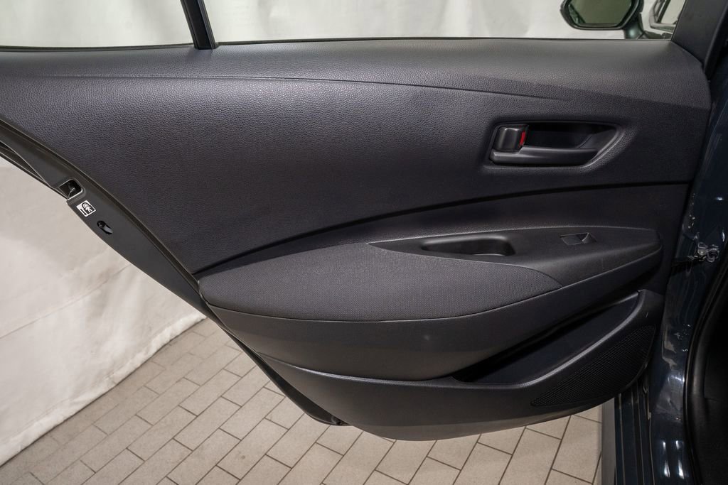 Used 2023 Toyota Corolla LE image 9