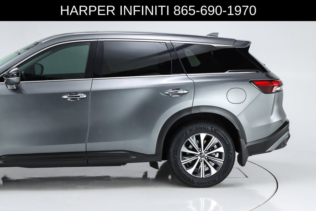 Used 2023 INFINITI QX60 Pure FWD image 4