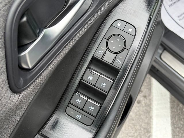 Certified 2023 Nissan Rogue SV AWD/4WD image 13